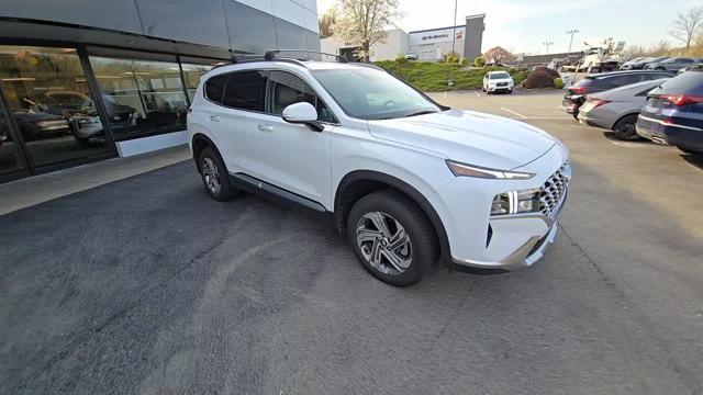 2022 Hyundai SANTA FE Vehicle Photo in Pleasant Hills, PA 15236