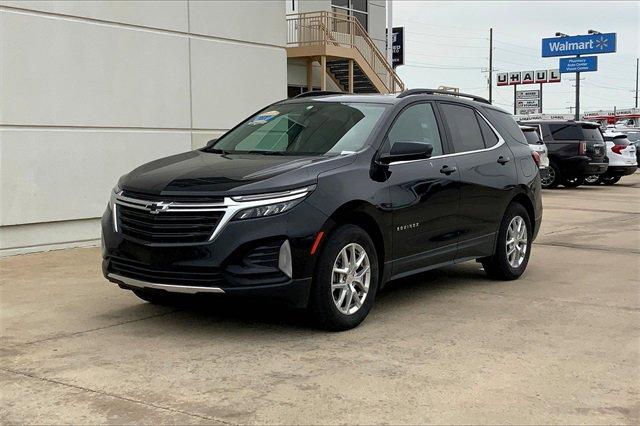 2022 Chevrolet Equinox Vehicle Photo in TOPEKA, KS 66609-0000
