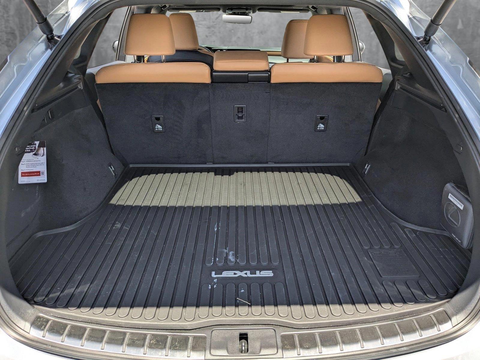 2024 Lexus RX 350 Vehicle Photo in Tampa, FL 33614