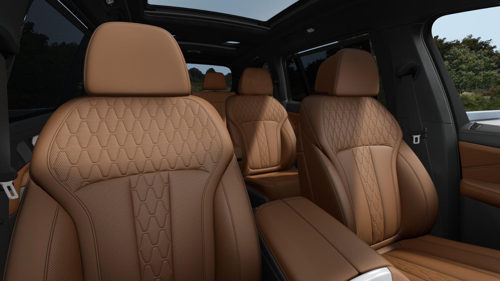 2026 BMW X7 M60i Vehicle Photo in GRAPEVINE, TX 76051