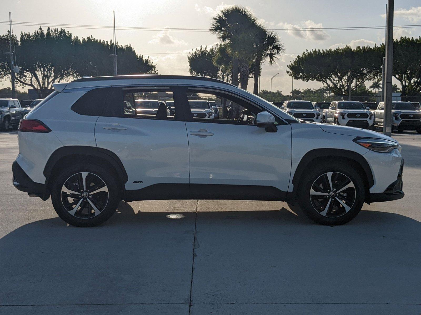 2024 Toyota Corolla Cross Vehicle Photo in Davie, FL 33331