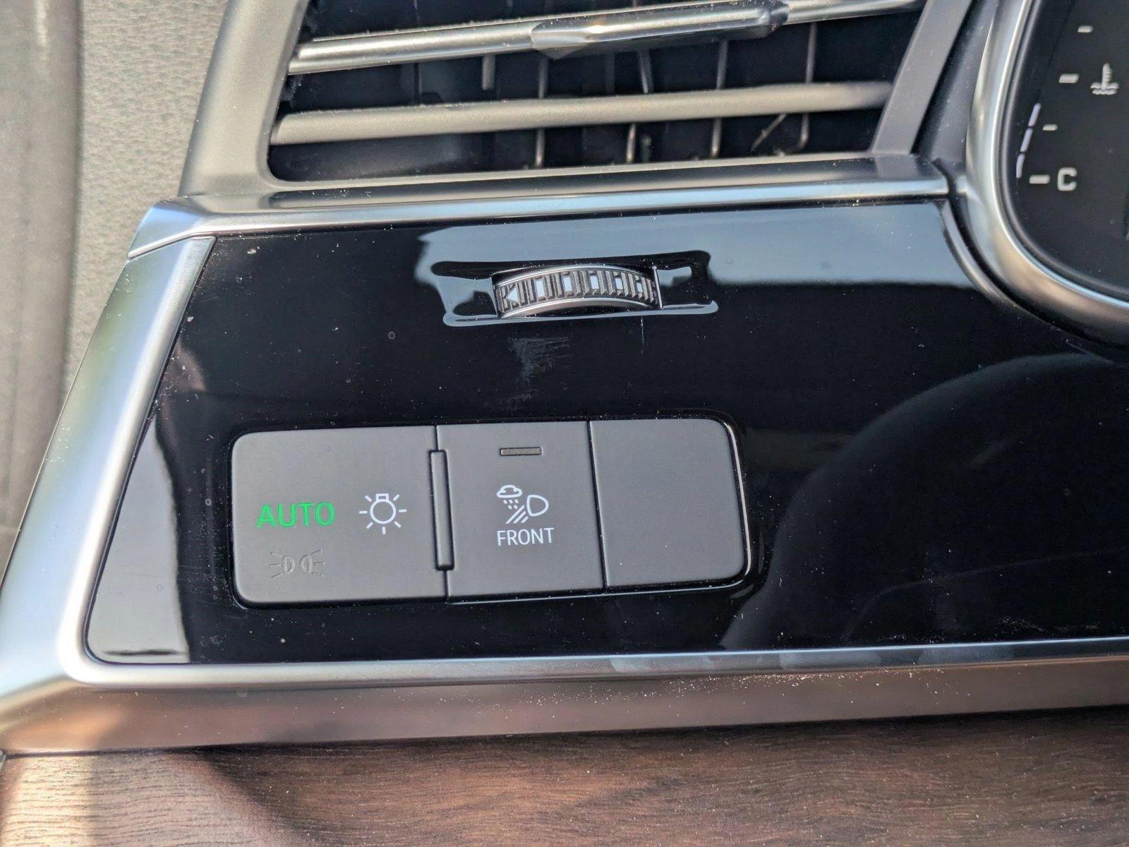 2025 Audi Q8 Vehicle Photo in Orlando, FL 32811