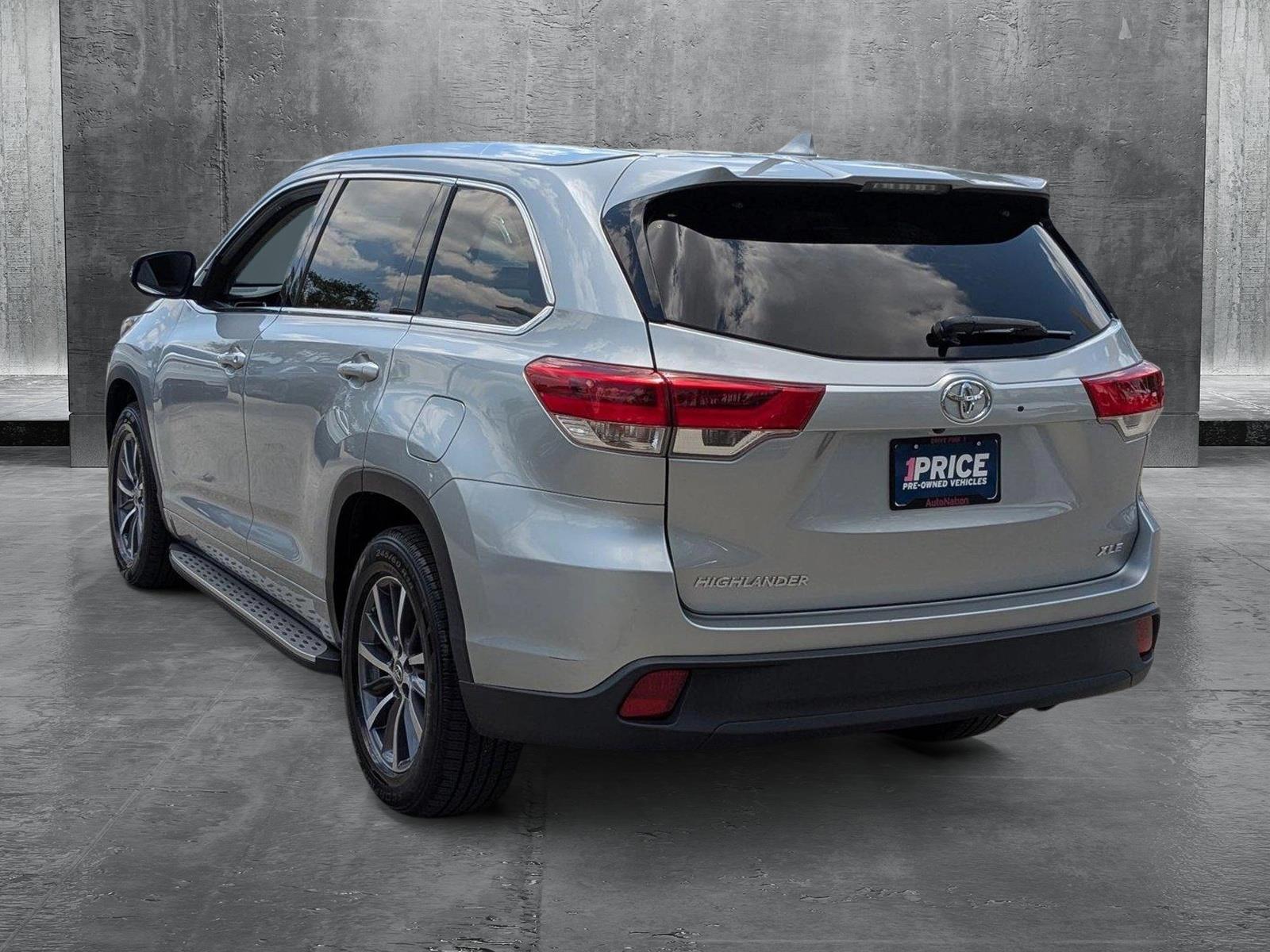 2018 Toyota Highlander Vehicle Photo in Miami, FL 33169