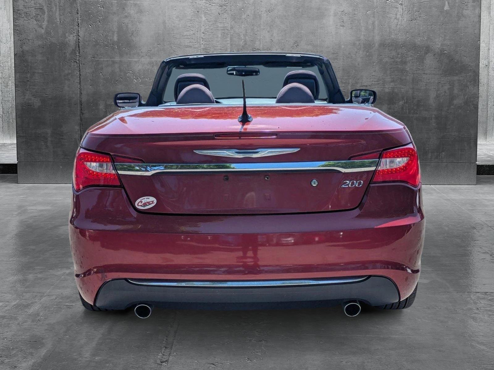 2014 Chrysler 200 Vehicle Photo in GREENACRES, FL 33463-3207