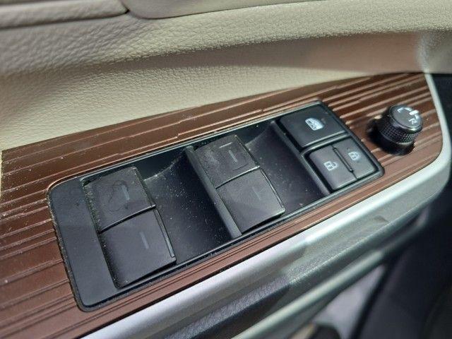 2021 Toyota Sienna Vehicle Photo in Pleasant Hills, PA 15236