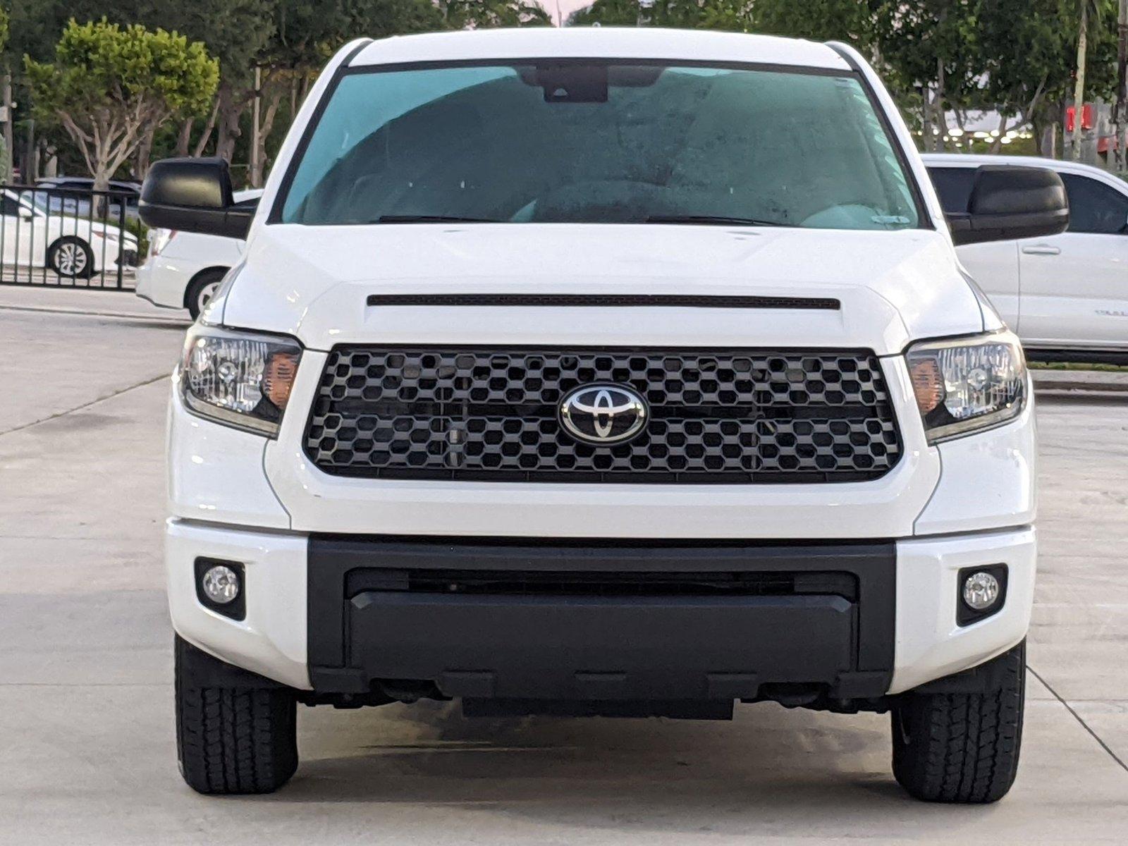 2021 Toyota Tundra 4WD Vehicle Photo in Davie, FL 33331
