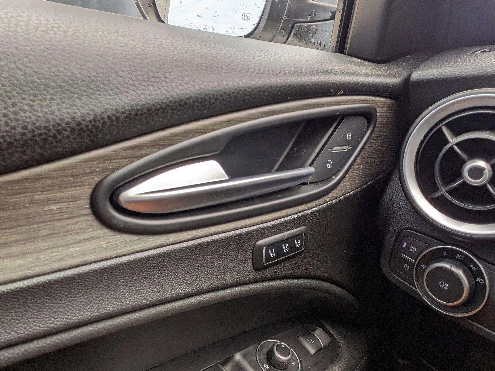 2022 Alfa Romeo Stelvio Vehicle Photo in Bradenton, FL 34207
