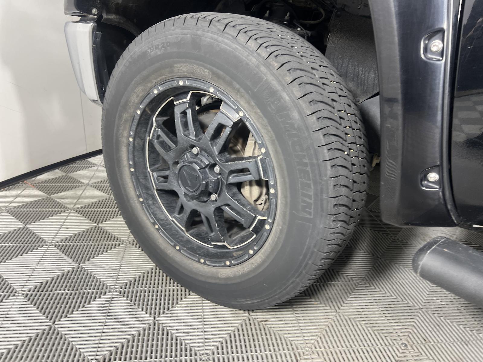 2017 Toyota Tundra 2WD Vehicle Photo in GEORGETOWN, TX 78626-7508