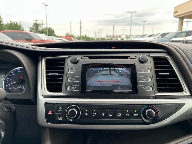 2017 Toyota Highlander Vehicle Photo in San Antonio, TX 78230