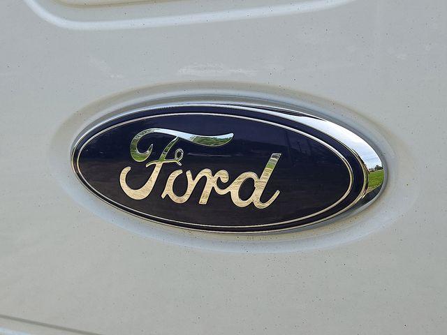 2015 Ford Super Duty F-350 SRW Vehicle Photo in WATERTOWN, CT 06795-3318