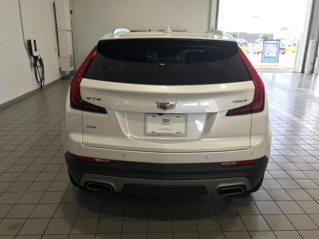 2022 Cadillac XT4 Vehicle Photo in GREEN BAY, WI 54303-3330
