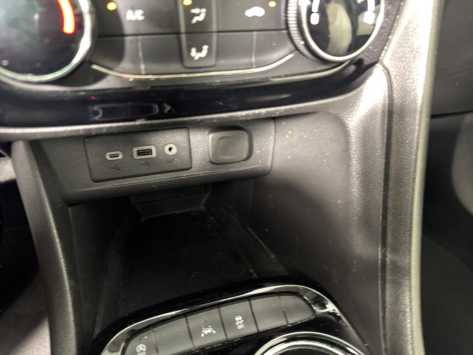 2020 Buick Encore GX Vehicle Photo in GEORGETOWN, TX 78626-7508
