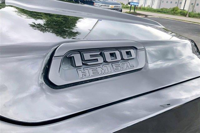 2019 Ram 1500 Vehicle Photo in INDEPENDENCE, MO 64055-1377