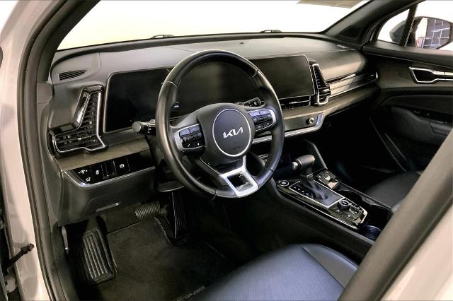 2023 Kia Sportage Vehicle Photo in Lees Summit, MO 64086
