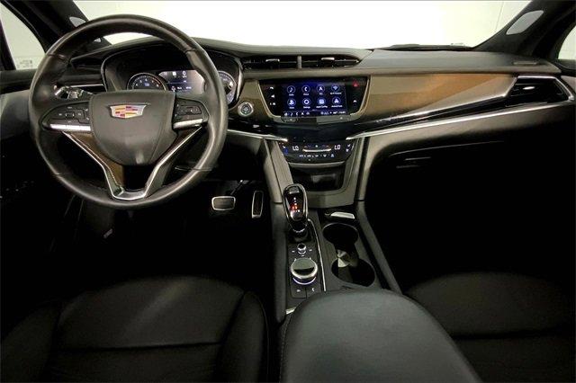 2024 Cadillac XT6 Vehicle Photo in KANSAS CITY, MO 64114-4545