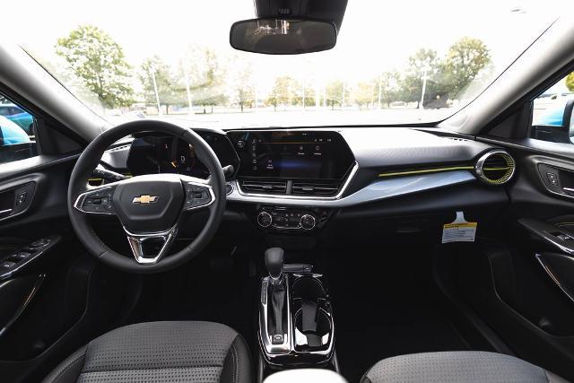 2025 Chevrolet Trax Vehicle Photo in NEWBERG, OR 97132-1927