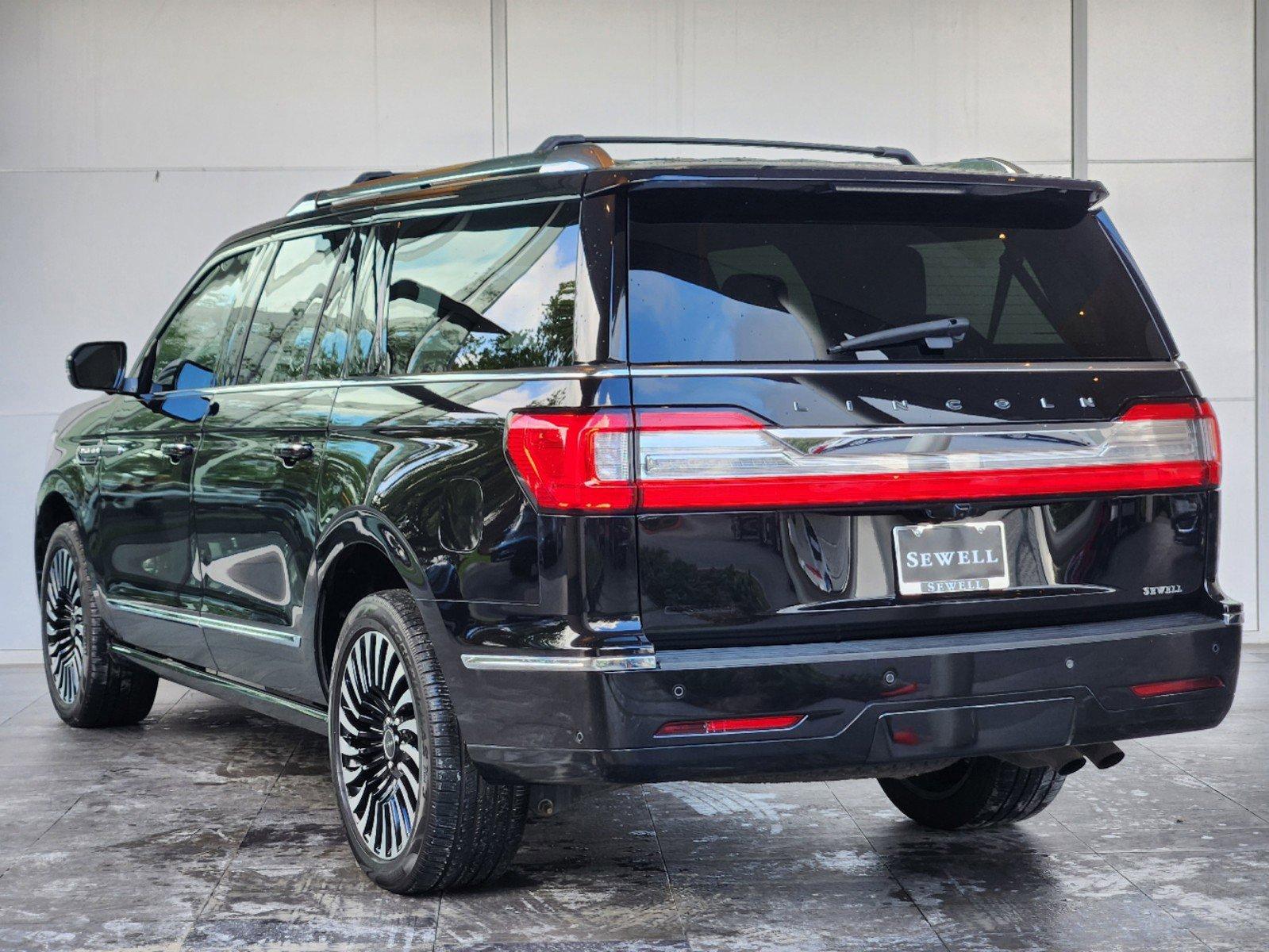 2021 Lincoln Navigator L Vehicle Photo in HOUSTON, TX 77079-1502