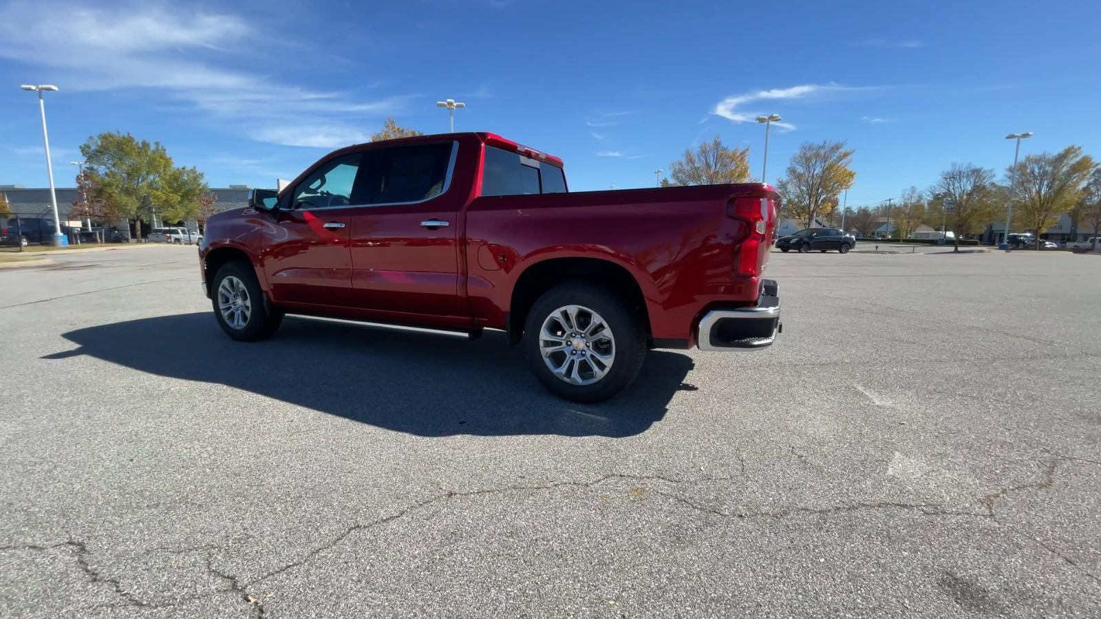 2025 Chevrolet Silverado 1500 Vehicle Photo in BENTONVILLE, AR 72712-4322