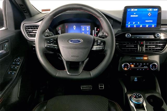 2023 Ford Escape Vehicle Photo in Kansas City, MO 64114