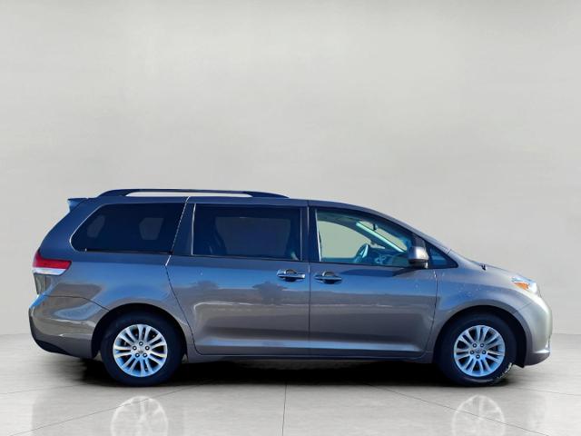 2013 Toyota Sienna Vehicle Photo in Oshkosh, WI 54904