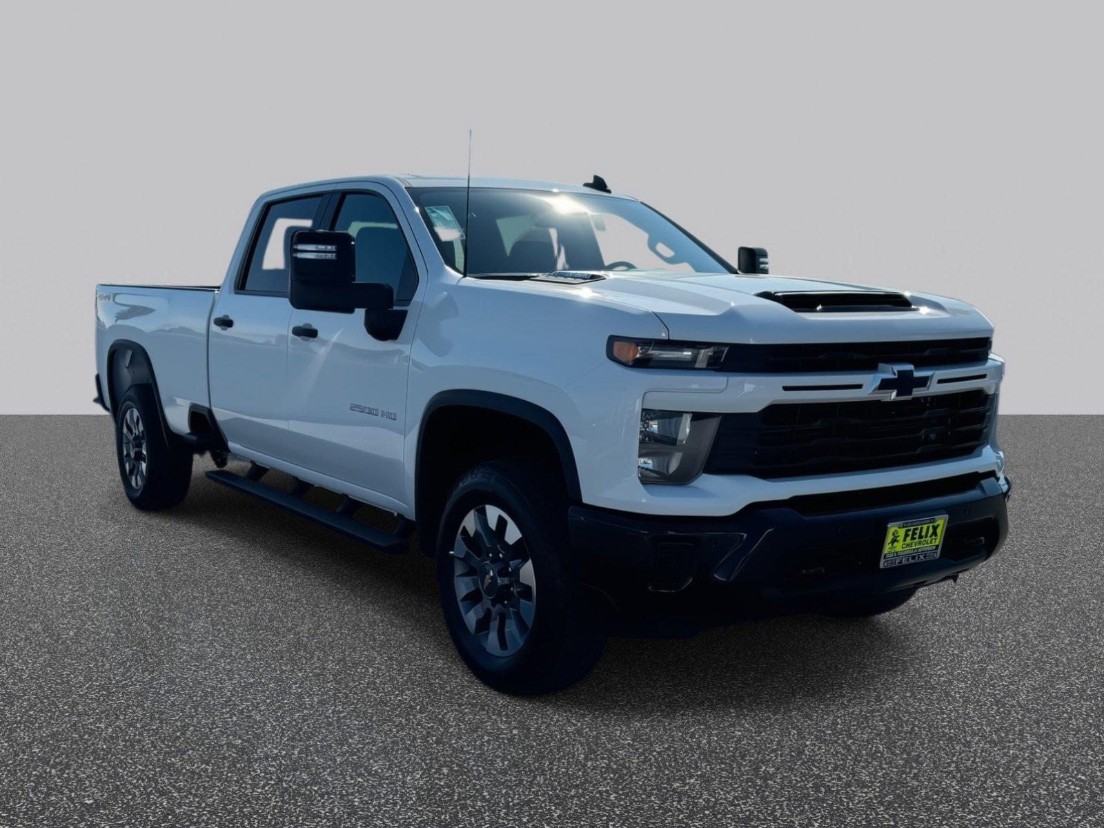 2025 Chevrolet Silverado 2500 HD Vehicle Photo in LOS ANGELES, CA 90007-3794