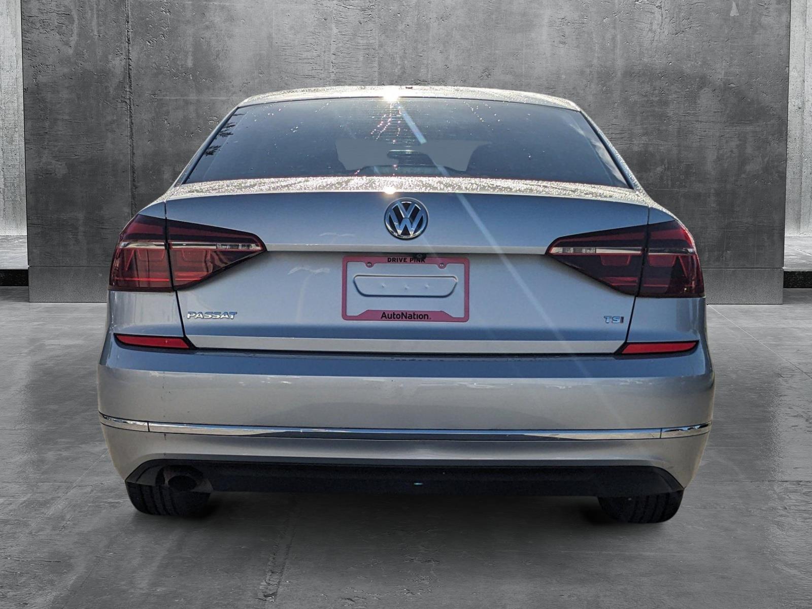 2018 Volkswagen Passat Vehicle Photo in MIAMI, FL 33172-3015