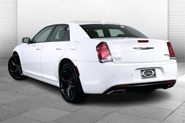 2022 Chrysler 300 Vehicle Photo in Kansas City, MO 64114