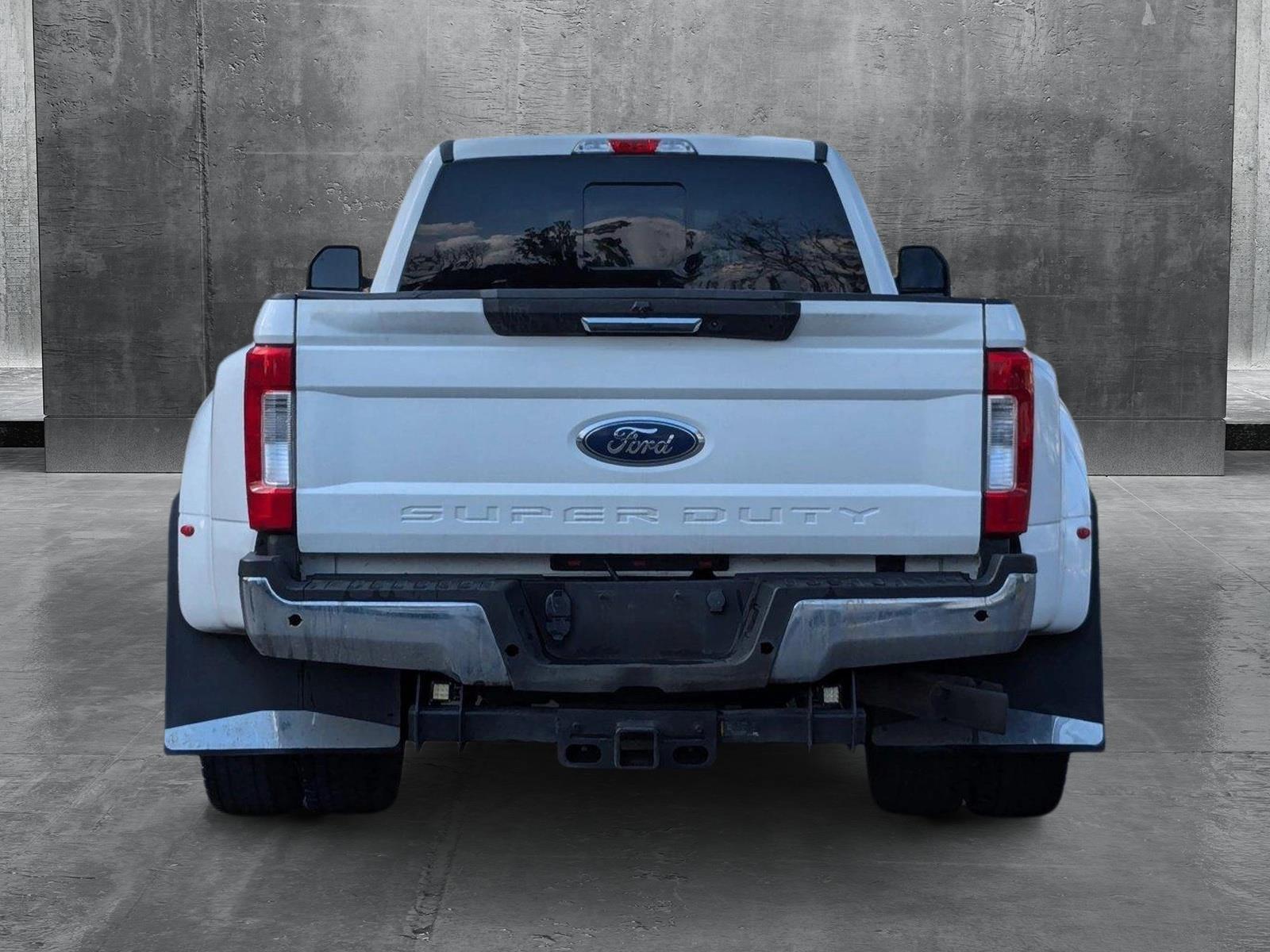 2019 Ford Super Duty F-550 DRW Vehicle Photo in Sanford, FL 32771