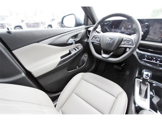 2025 Buick Envista Vehicle Photo in ROSENBERG, TX 77471-5675