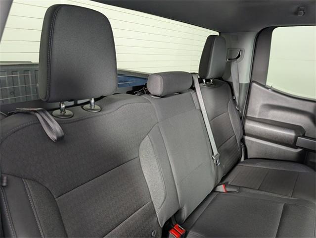2024 Chevrolet Silverado 1500 Vehicle Photo in ENGLEWOOD, CO 80113-6708