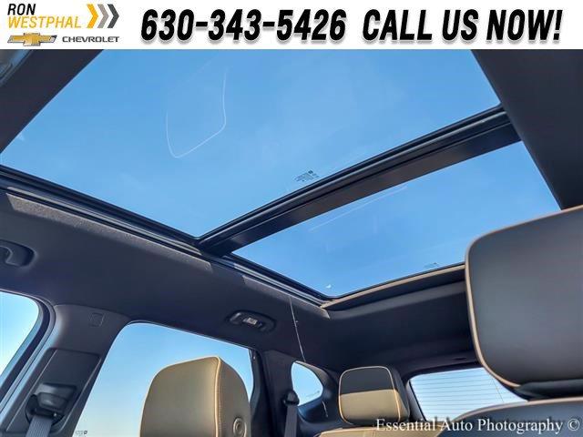 2025 Chevrolet Blazer Vehicle Photo in AURORA, IL 60503-9326