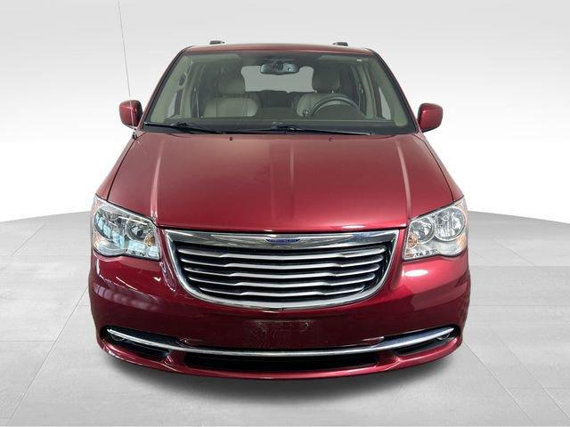 2016 Chrysler Town & Country Vehicle Photo in MEDINA, OH 44256-9631