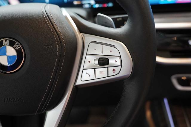 2024 BMW X7 xDrive40i Vehicle Photo in GRAPEVINE, TX 76051