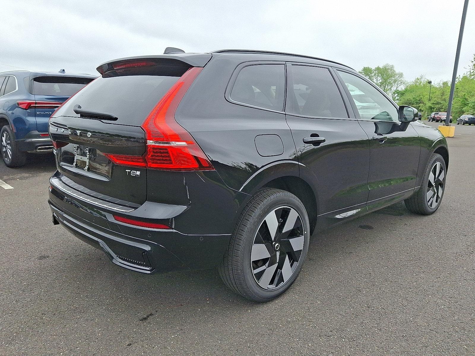 2025 Volvo XC60 Plug-In Hybrid Vehicle Photo in Trevose, PA 19053