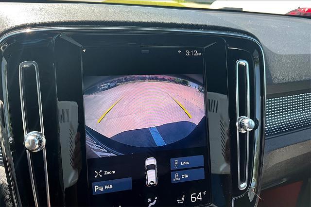 2021 Volvo XC40 Vehicle Photo in Houston, TX 77007
