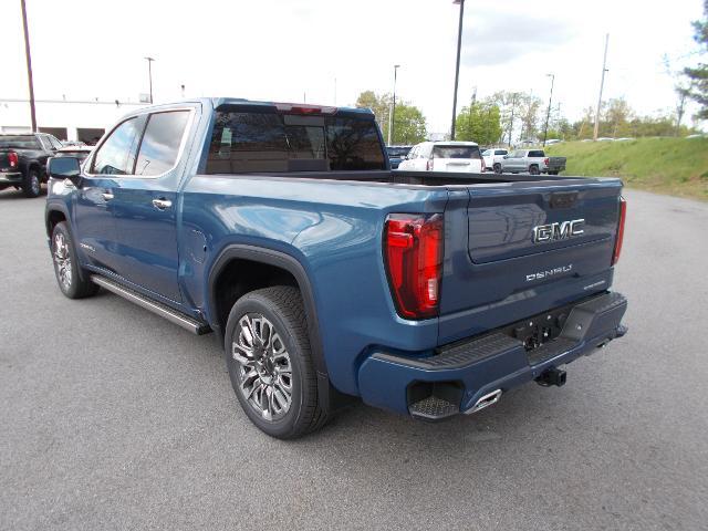 2025 GMC Sierra 1500 Vehicle Photo in LOWELL, MA 01852-4336