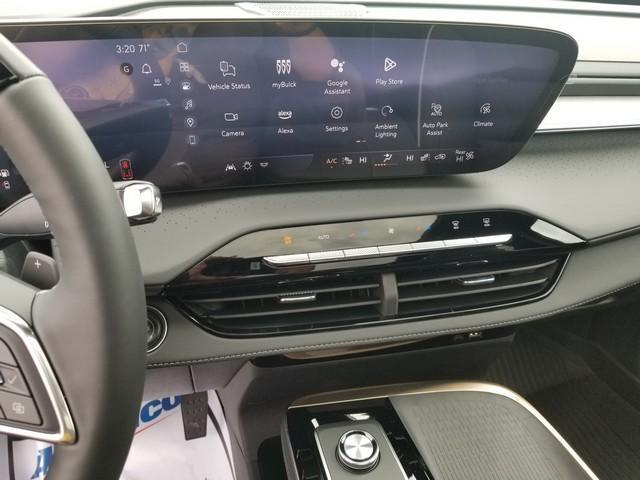 2025 Buick Enclave Vehicle Photo in ELYRIA, OH 44035-6349
