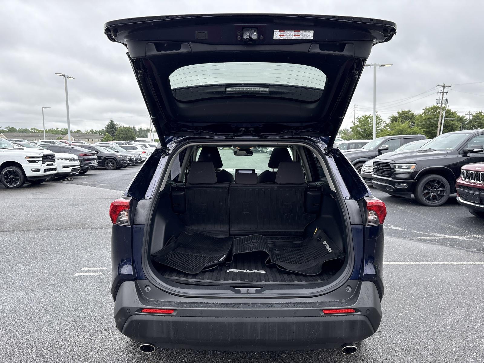 2019 Toyota RAV4 Vehicle Photo in Mechanicsburg, PA 17050