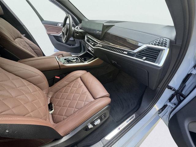 2025 BMW X5 M60i Vehicle Photo in LEOMINSTER, MA 01453-2952