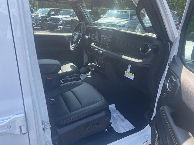 2025 Jeep Wrangler 4xe Vehicle Photo in Doylsetown, PA 18901