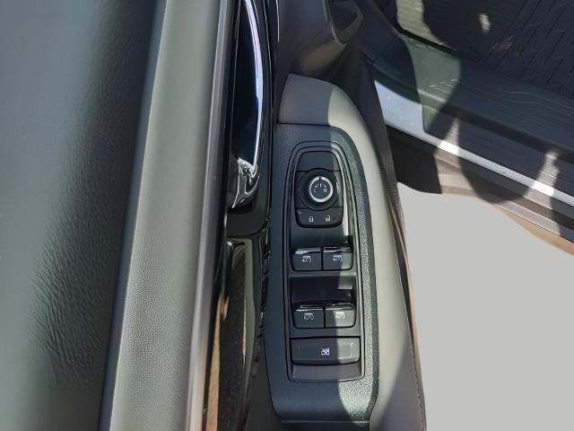 2025 Subaru Outback Vehicle Photo in Green Bay, WI 54304
