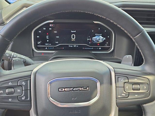 2024 GMC Sierra 1500 Vehicle Photo in Pleasant Hills, PA 15236