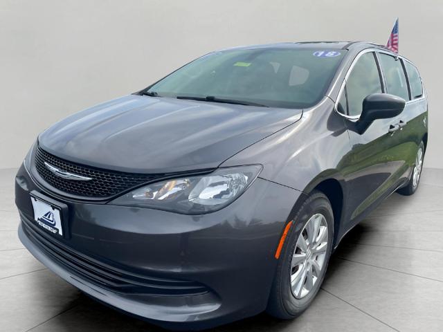 2018 Chrysler Pacifica Vehicle Photo in Oshkosh, WI 54904