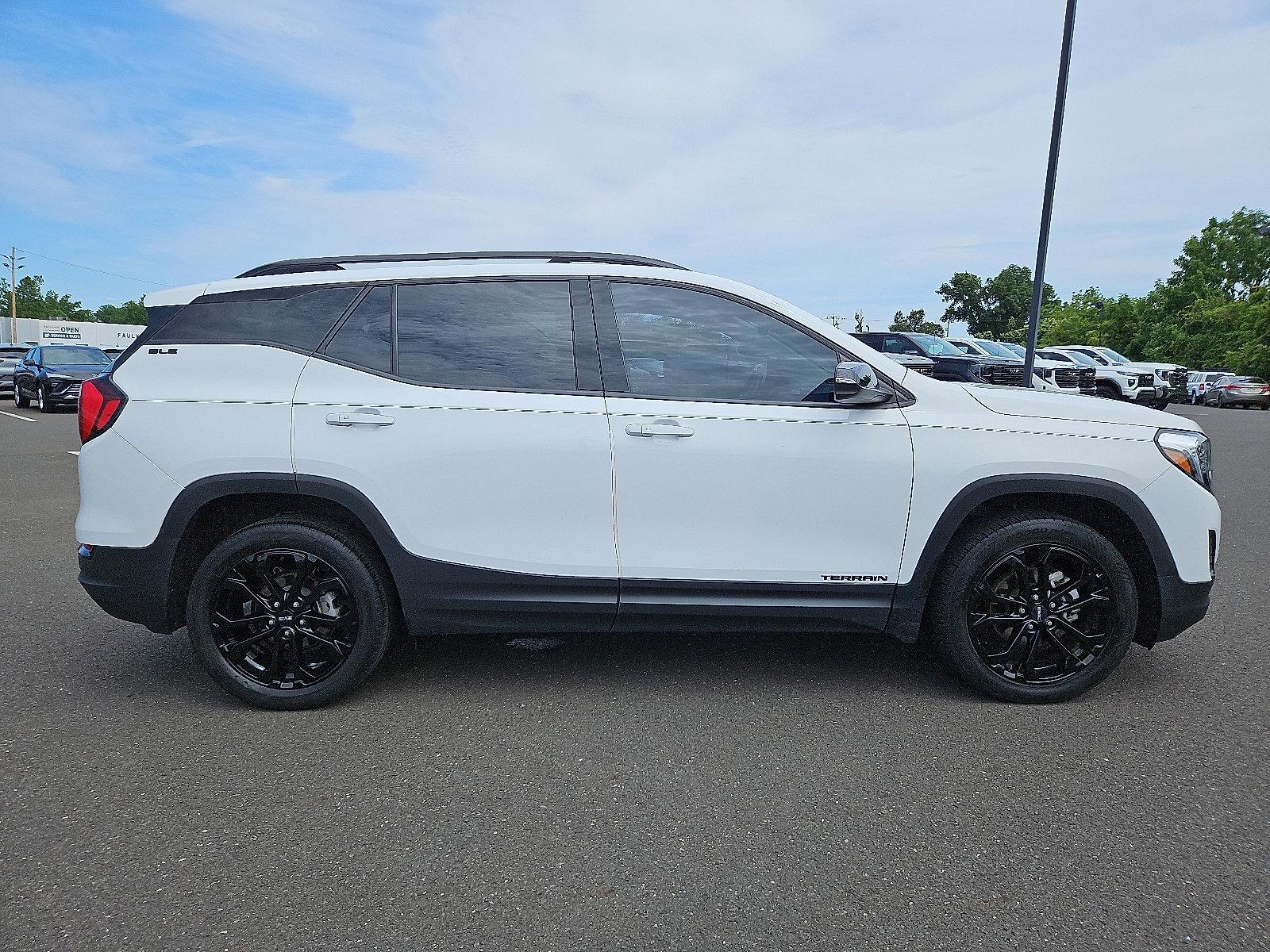 2021 GMC Terrain Vehicle Photo in Trevose, PA 19053