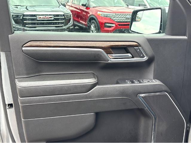 2024 GMC Sierra 1500 Vehicle Photo in BEAUFORT, SC 29906-4218