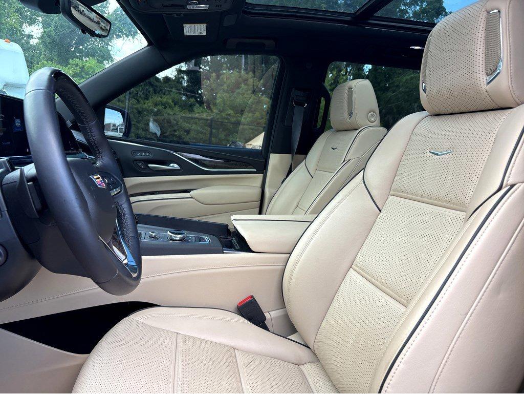 2024 Cadillac Escalade Vehicle Photo in SAVANNAH, GA 31406-4513