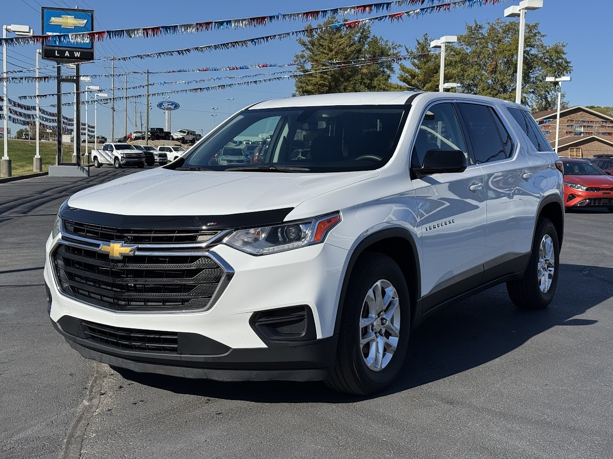 2019 Chevrolet Traverse Vehicle Photo in BOONVILLE, IN 47601-9633