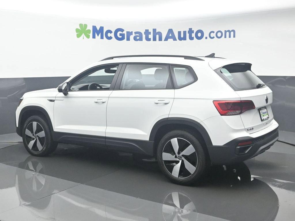 2023 Volkswagen Taos Vehicle Photo in Marion, IA 52302
