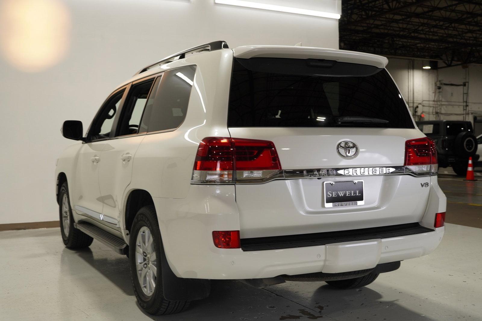 2018 Toyota Land Cruiser Vehicle Photo in GRAPEVINE, TX 76051