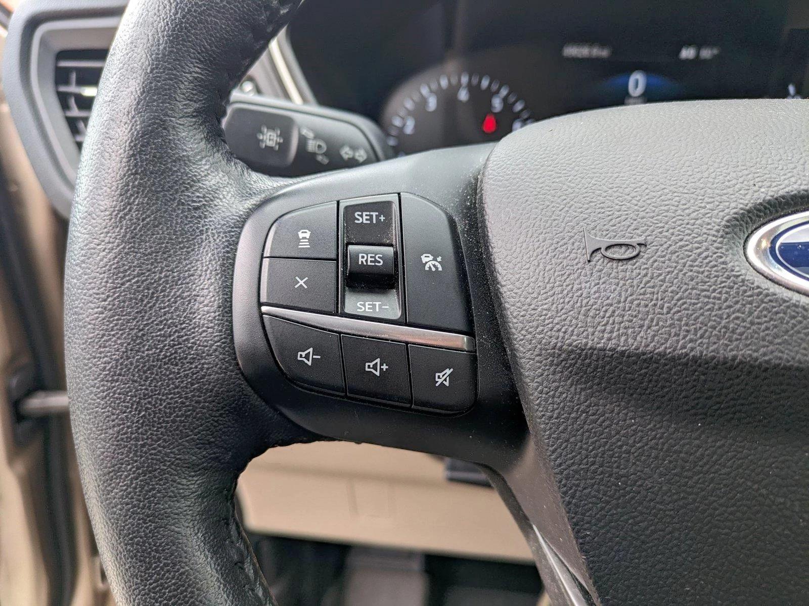 2020 Ford Escape Vehicle Photo in Bradenton, FL 34207